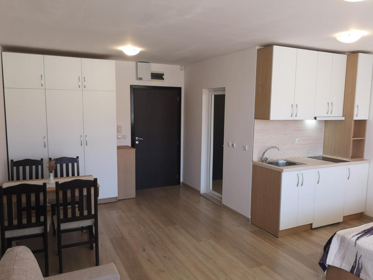 South Beach Apartment Nesebar Ngoại thất bức ảnh