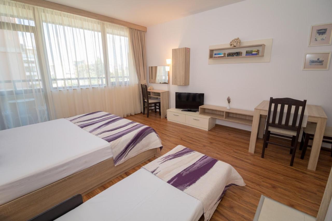 South Beach Apartment Nesebar Ngoại thất bức ảnh
