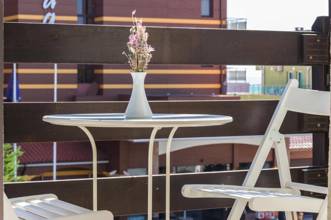 South Beach Apartment Nesebar Ngoại thất bức ảnh