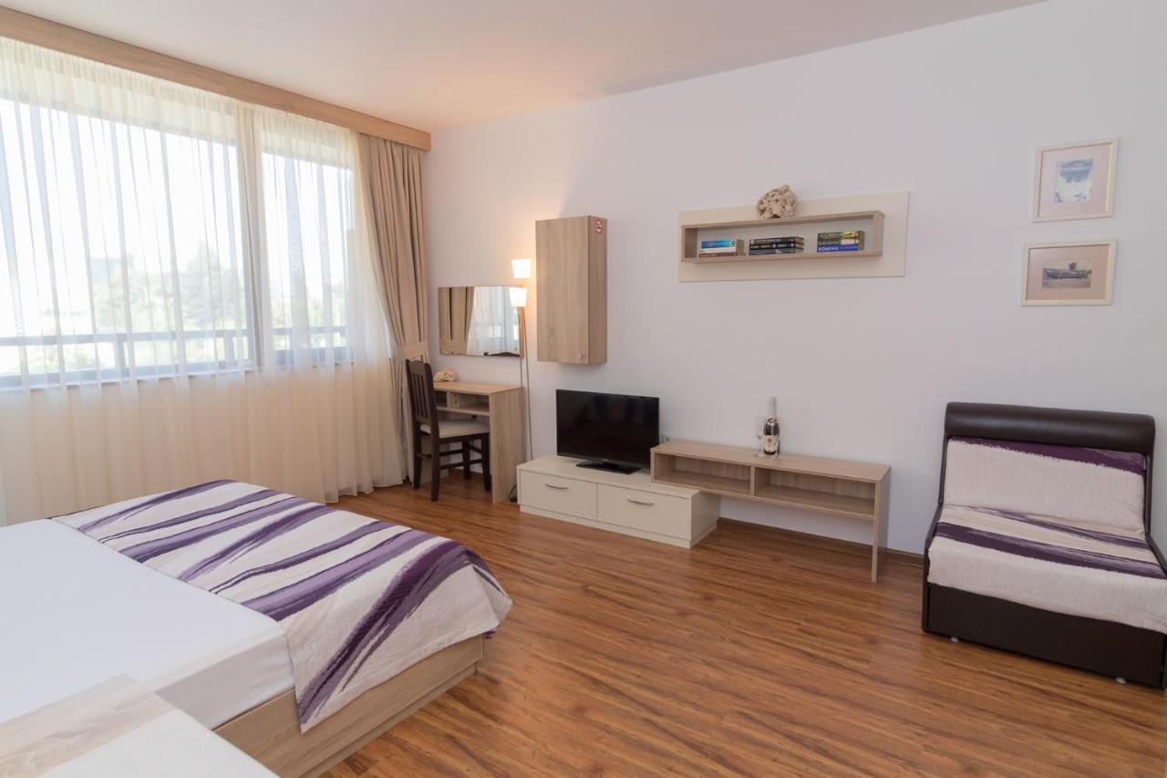 South Beach Apartment Nesebar Ngoại thất bức ảnh